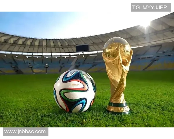 20岁足球新星闪耀绿茵场引领青春风暴点燃未来希望