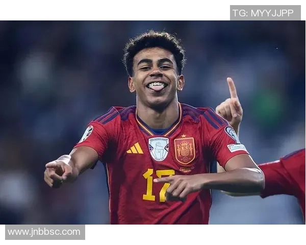 世界足球超级球星身高盘点揭秘巨星身材与赛场优势 世界足球超级球星身高盘点揭秘巨星身材与赛场优势